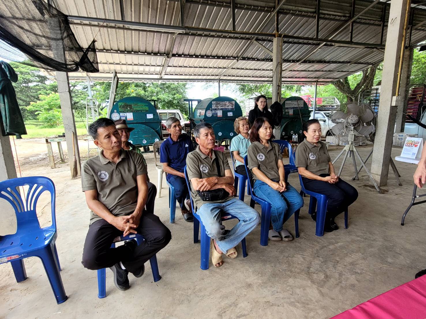 title - หัวหน้าผู้ตรวจราชการ ส.ป.ก. ลงพื้นที่ติดตามการพัฒนากลุ่มแปลงใหญ่ลำไยและกลุ่มเลี้ยงผึ้งบ้านชัยพฤกษ์ จังหวัดเชียงราย